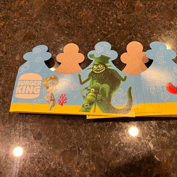 Burger King Kids Spongebob Movie Search For Squarepants Crown - Picture 2 of 3